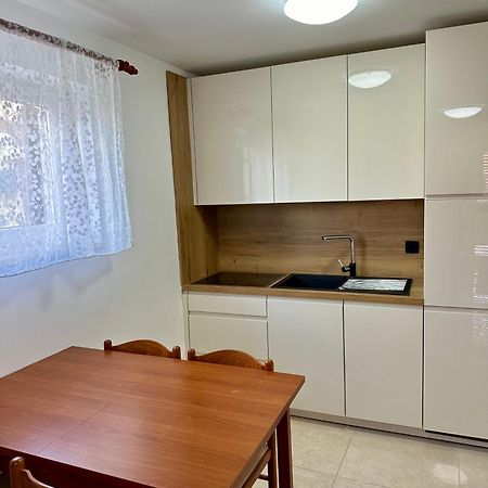 Apartment Sara Нивице Экстерьер фото